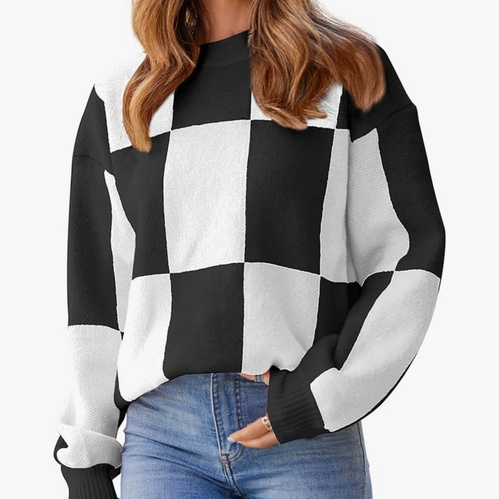 Black and White Checkered Women's Sweater